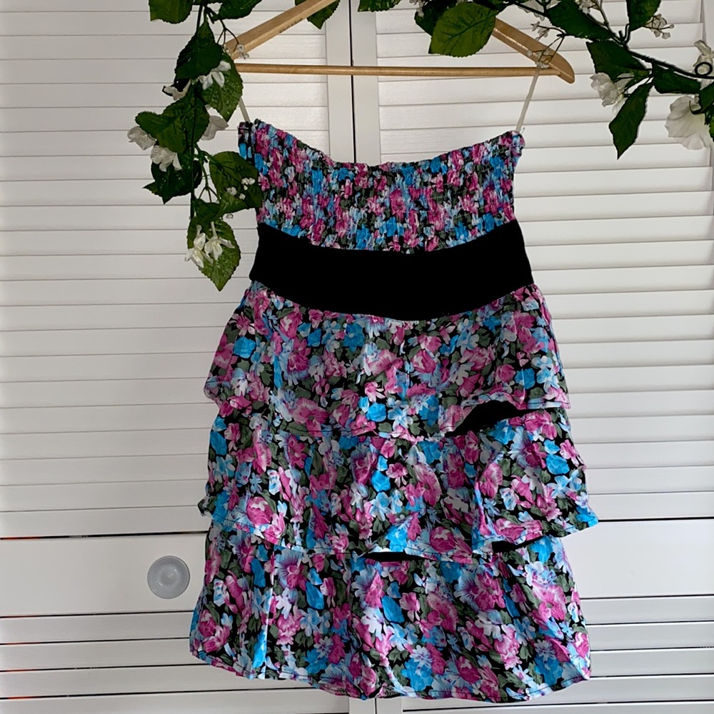 Strapless Floral Ruffle Mini Dress - Picture 6 of 7
